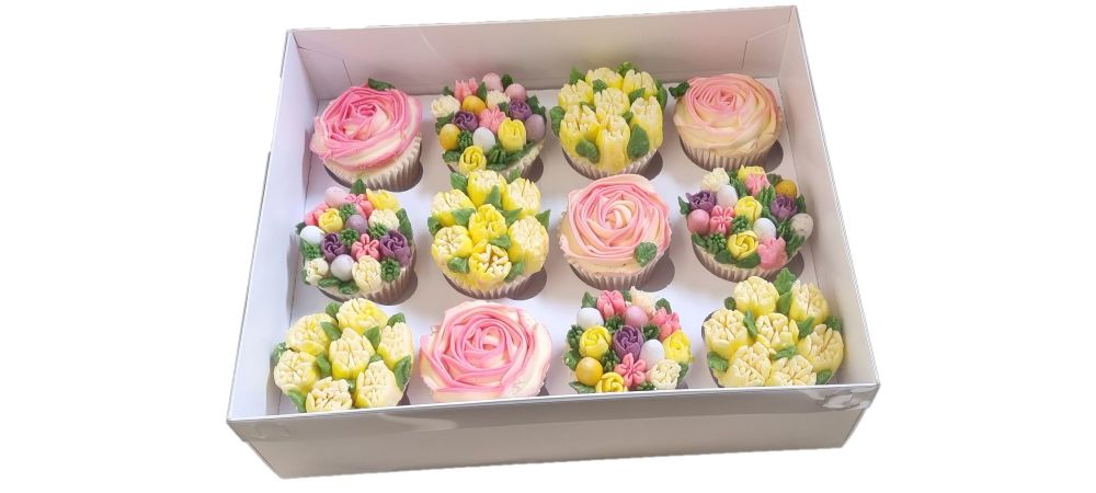 (New Price) White Luxury 12pk Cupcake Box With Clear Lid & Insert - 315mm x