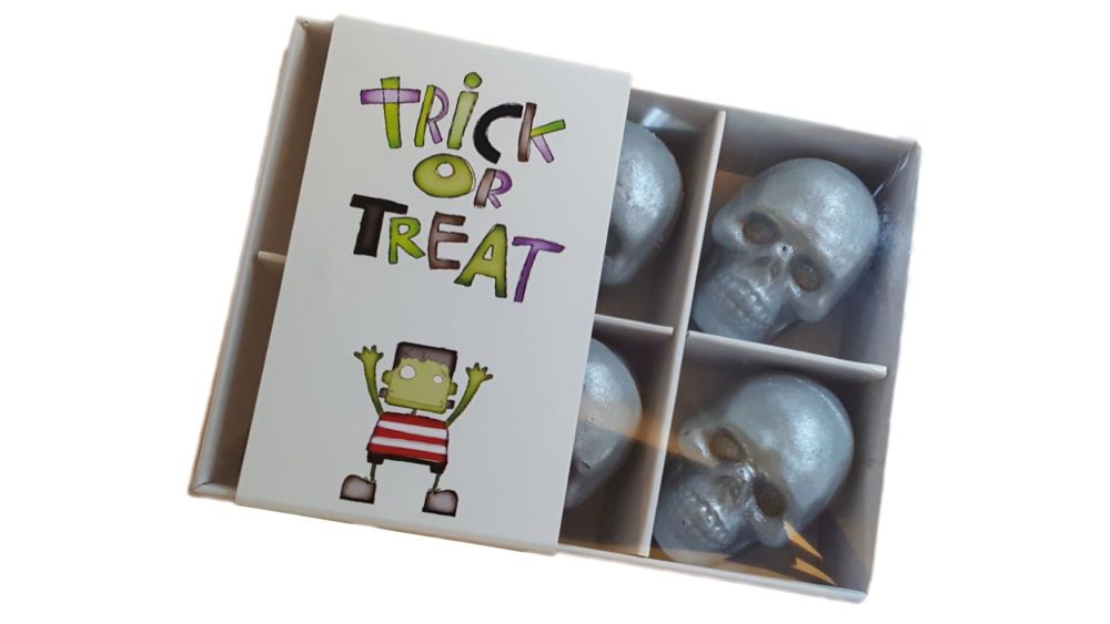 Halloween Trick or Treat  6pk White Chocolate Box With Clear Lid, Printed Belly Band & Insert -115mm x 80mm x 30mm- Pack of 10