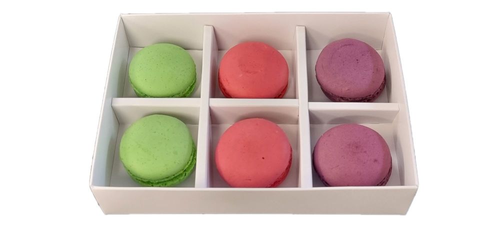 White 6pk Macaron Insert Box With Clear Lid   - 165mm x 115mm x 35mm - Pack of 10