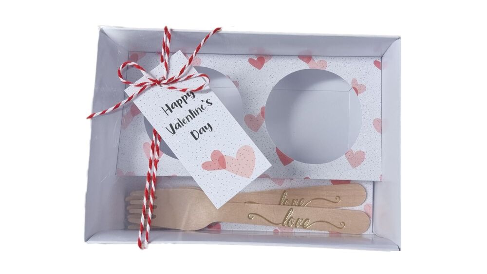 Valentines 70mm Deep 2pk Cupcake Box with Clear Lid & Printed Insert, Tag & Fork (Twine not included) - 165mm x 115mm x 70mm- Pack of 10