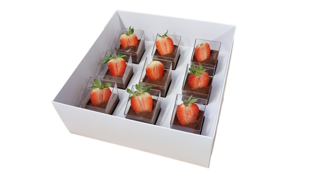 9pk Dessert Box With White Base, Insert and Clear Lid ..CUPS NOT INCLUDED(C