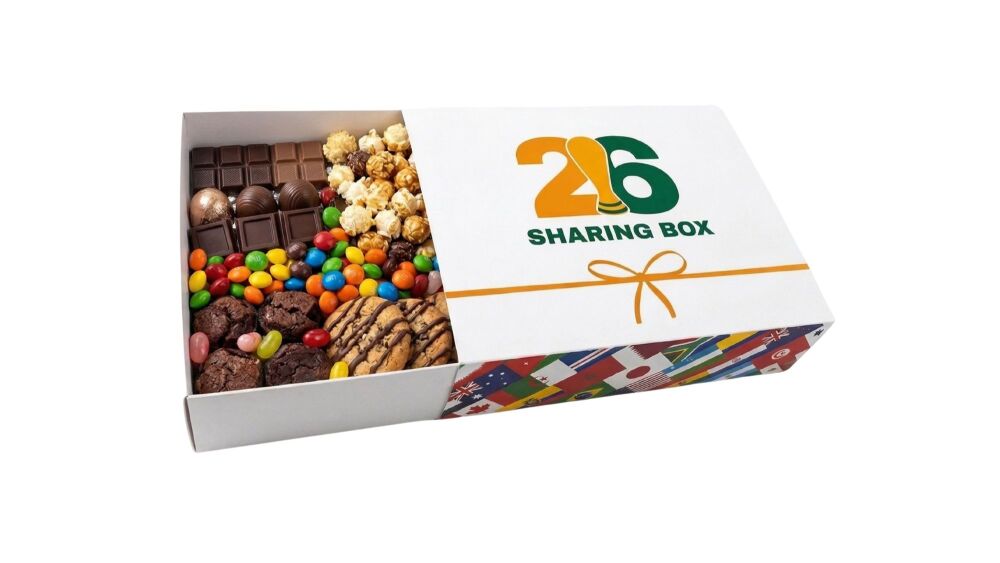 2026 Football Sharing Hamper Box | 250mm x 195mm x 70mm