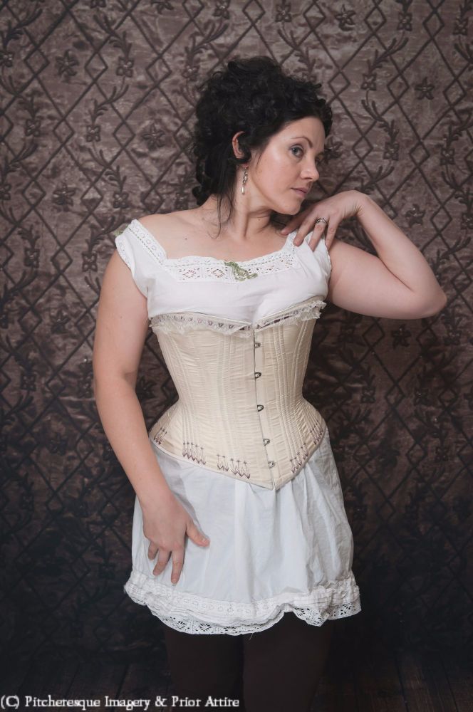 Making a Victorian Corset 26 - 27.08.2017