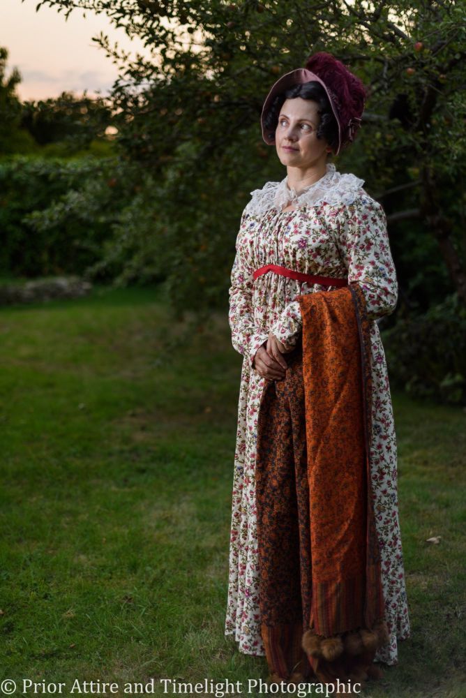 Regency day dress cotton size 10-16