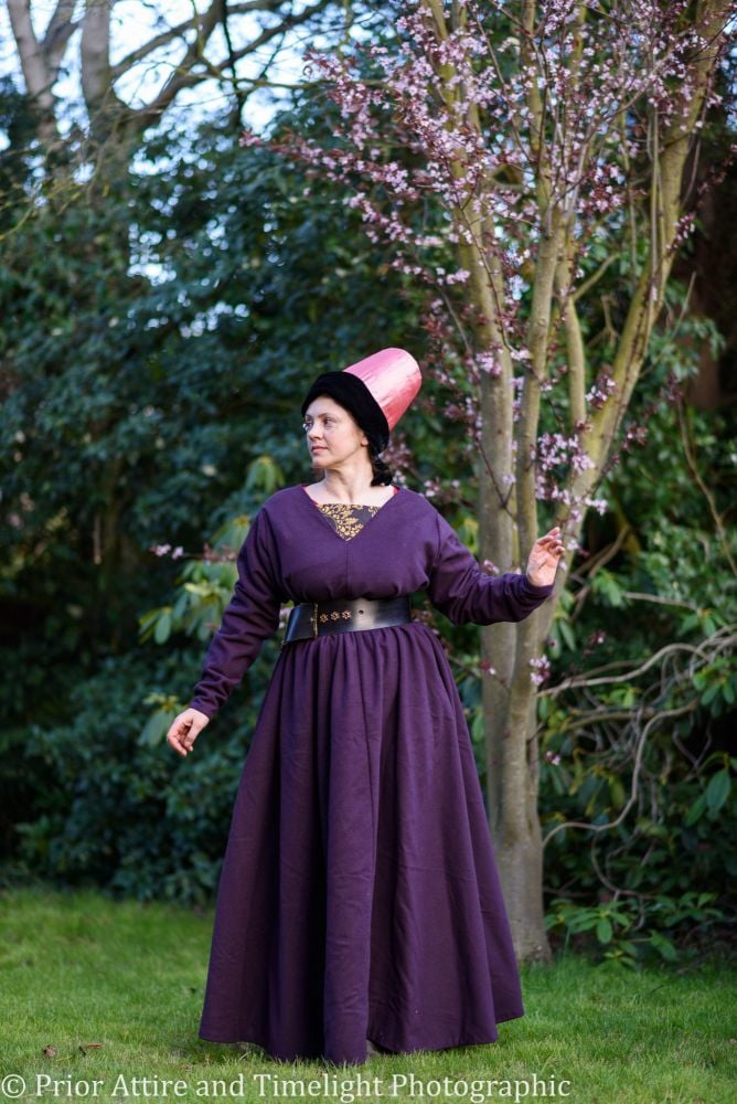 Medieval dress, middle class, 15th Century