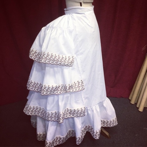 Victorian flounced petticoat size 10-12