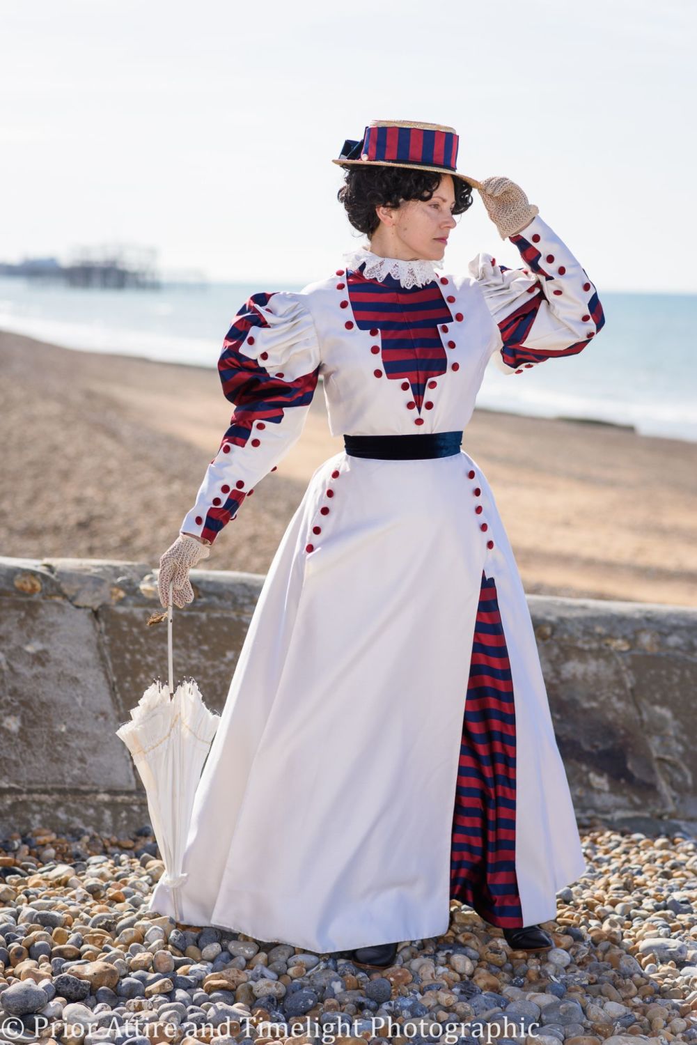 Seaside/yachting outfit