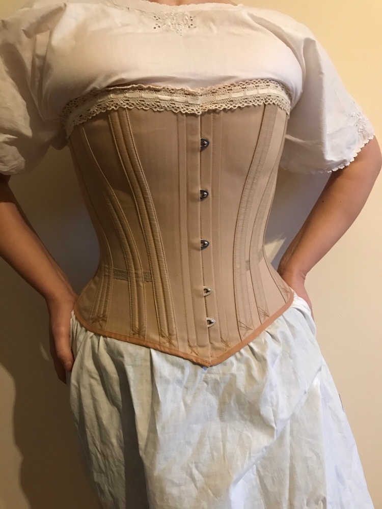 Victorian corset size 12-14