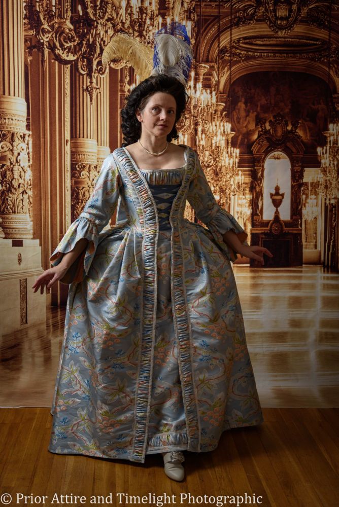 Robe a la francaise, size 12-14