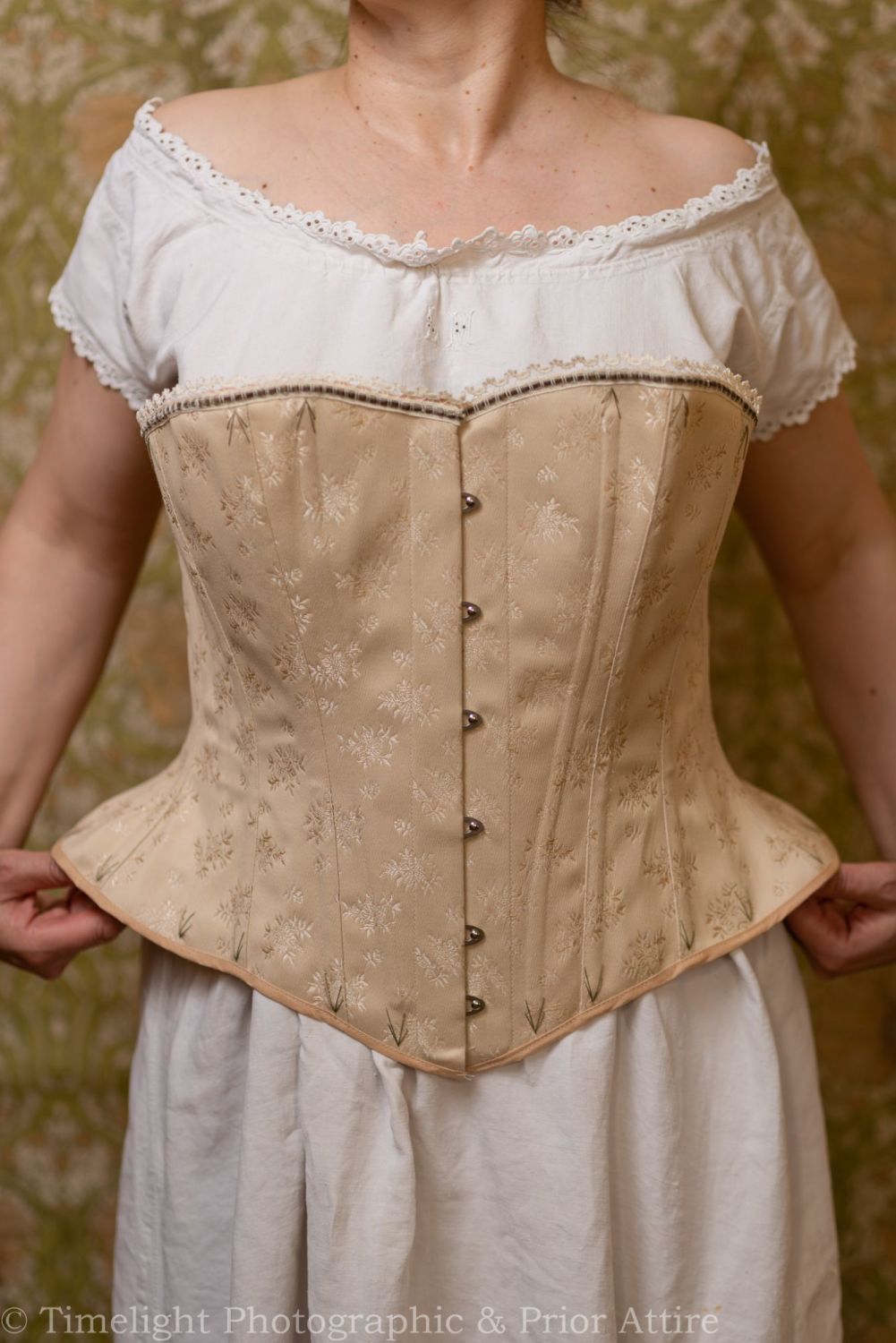 Victorian corset 34