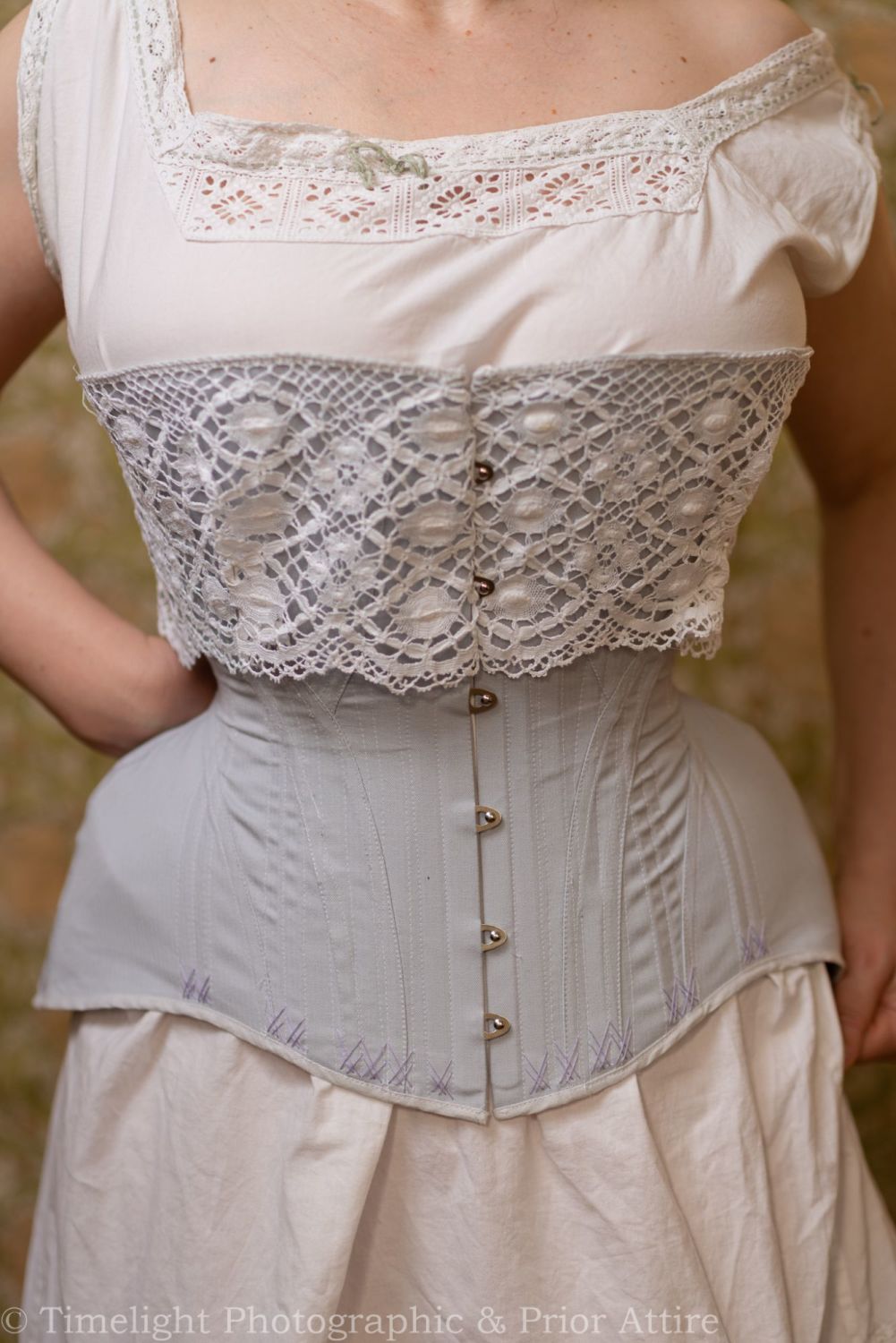 Late Victorian, early Edwardian corset  24.5