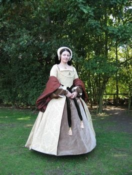 Tudor gown  set
