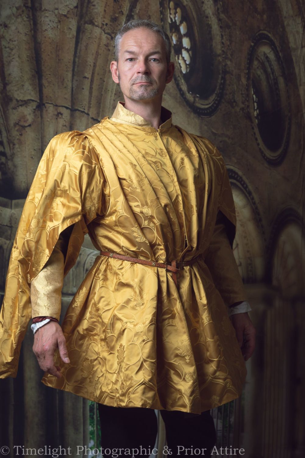 15th century short robe