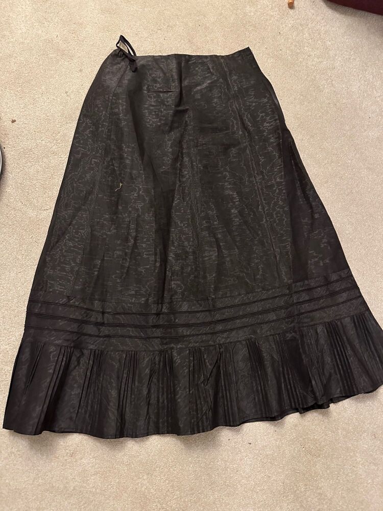 Late Victorian petticoat/underskirt