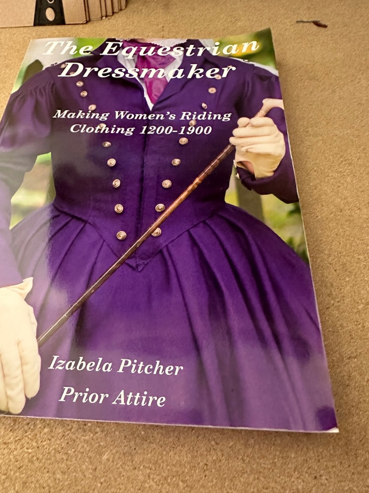 Imperfect The equestrian  Dressmaker book