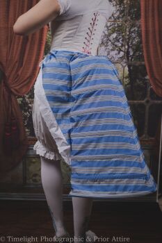 Bustle Cage in  silk