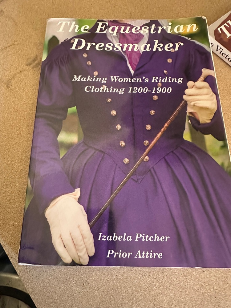 Imperfect The equestrian  Dressmaker book