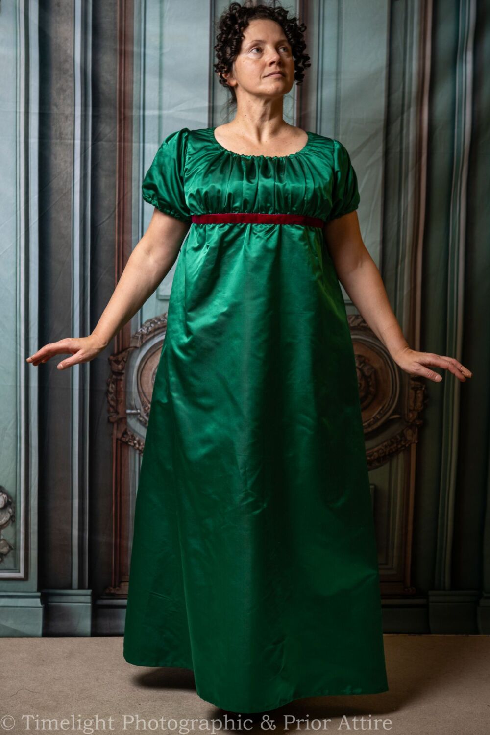 Regency  evening dress silk size 12-16