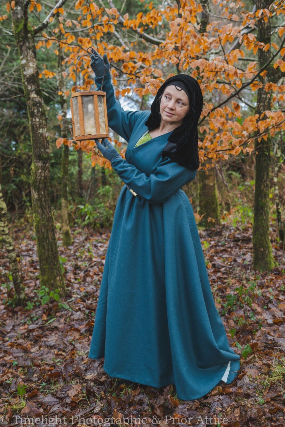 Medieval dress, middle class, 15th Century