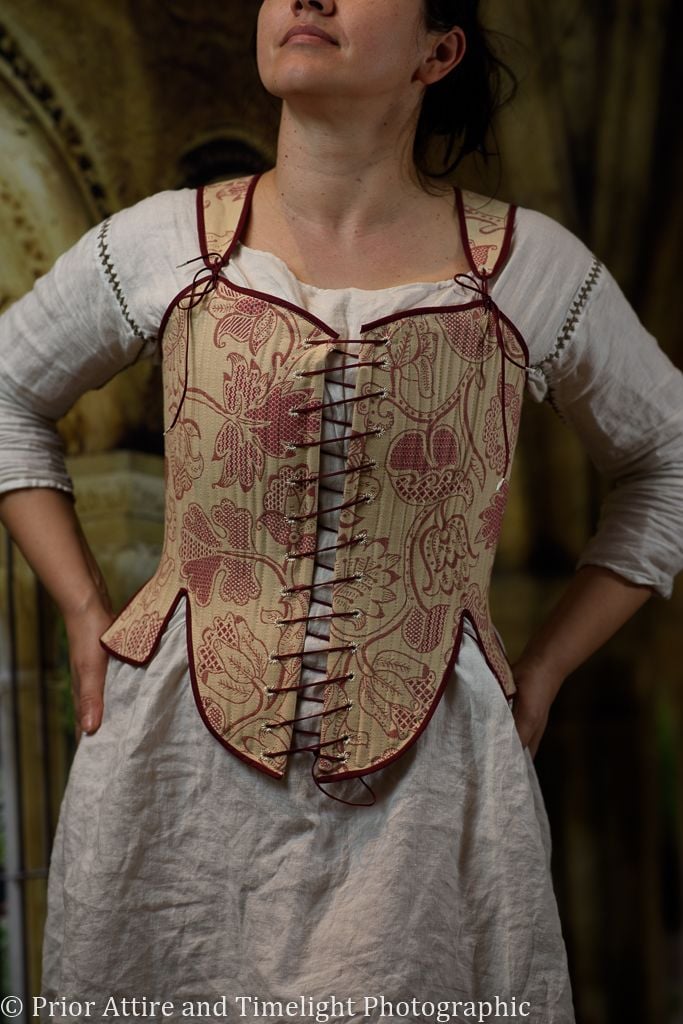 Elizabethan bodies size 8-10