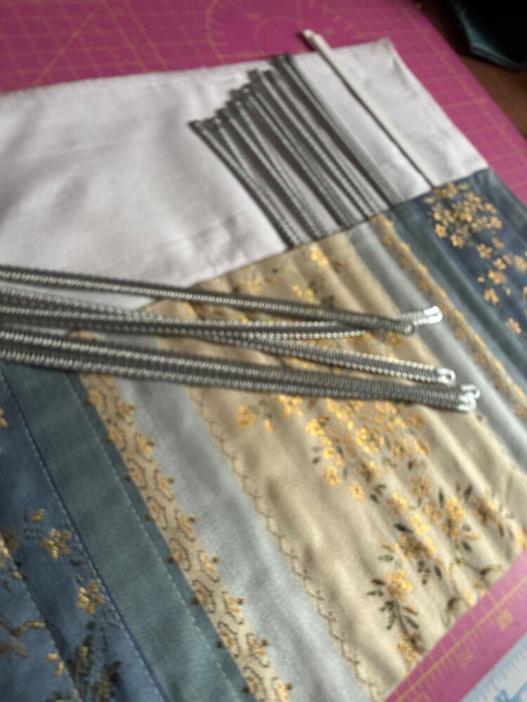 Bone holder for corsetmaking