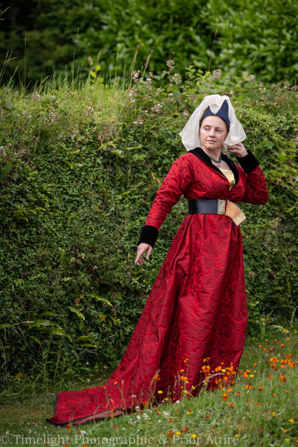 Burgundian gown silk