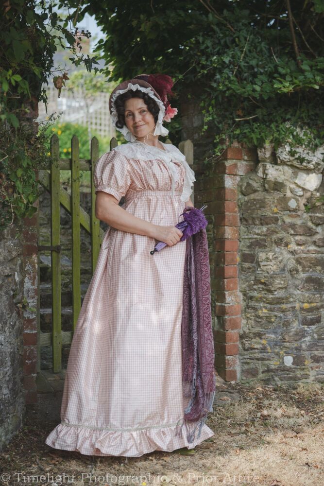 Regency dress  in silk size 10-16