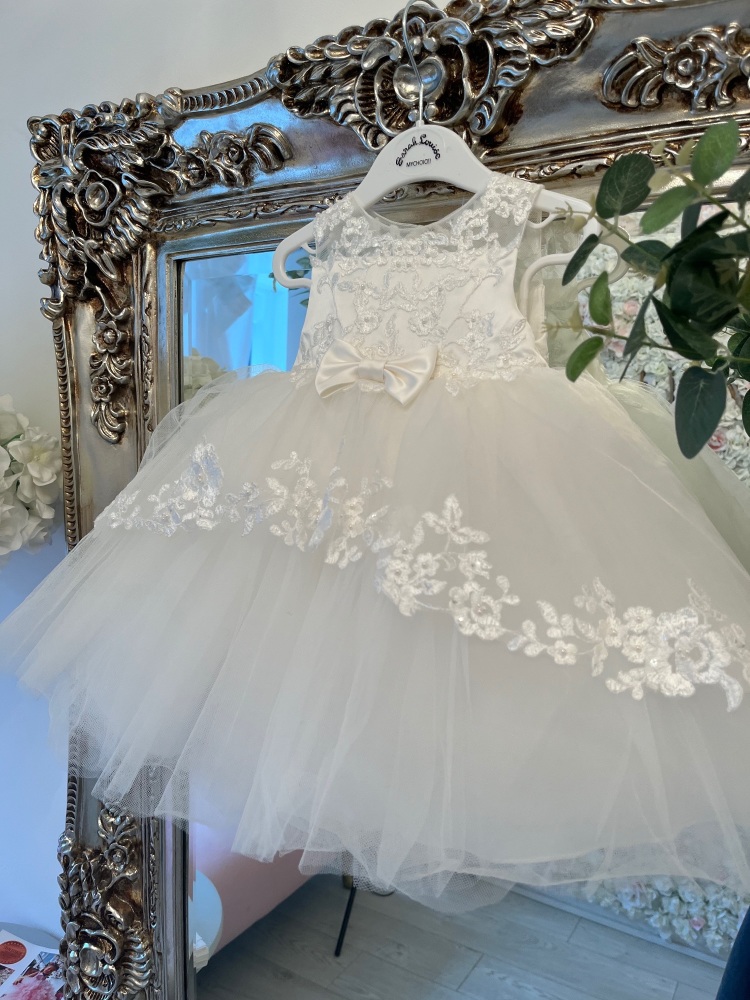 Sarah Louise  (070176)