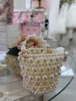 My Little Pearl Handbag !!!!