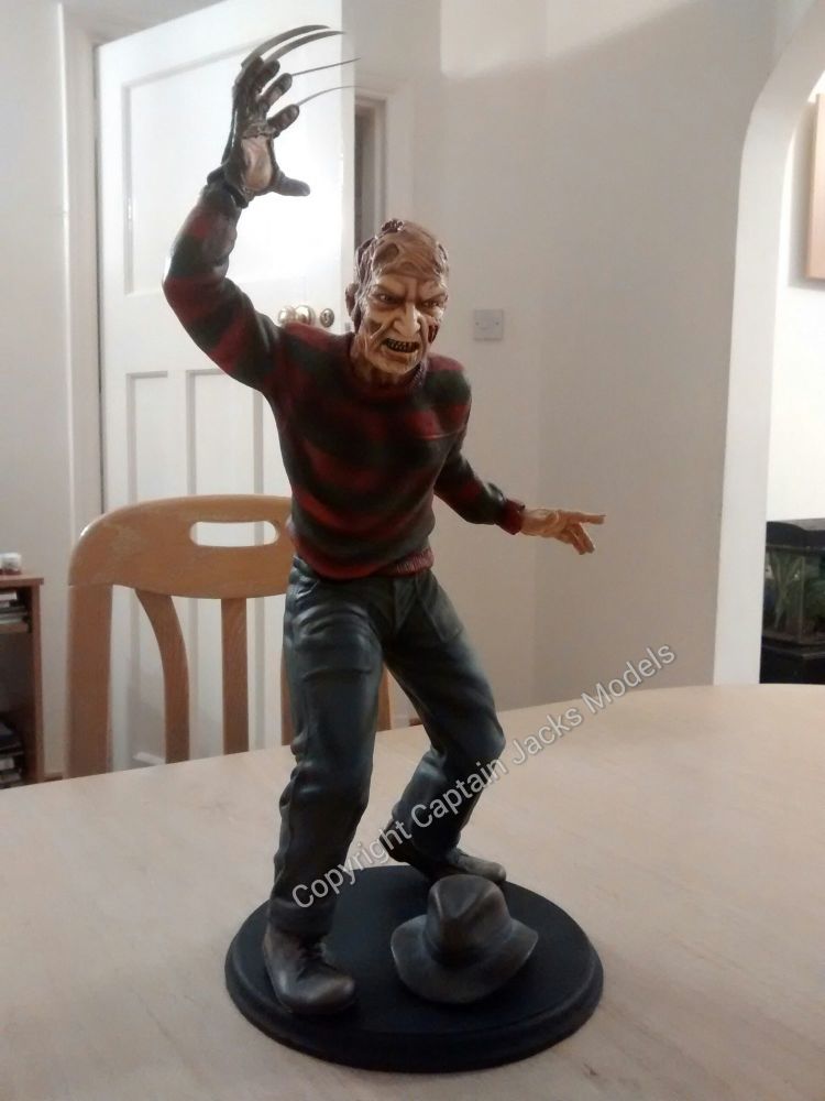 A Nightmare On Elm Street - Freddy Krueger - Collectors Display Model 