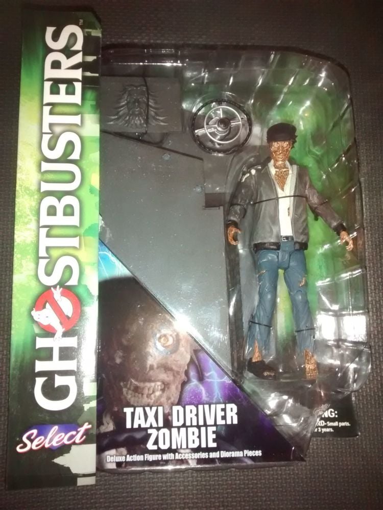 Diamond Select Deluxe Figures - Ghostbusters - Taxi Driver Zombie