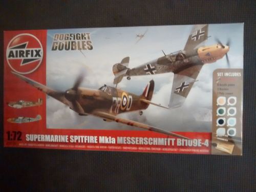Airfix A50135 Supermarine Spitfire MkIa & Messerschmitt Bf109E-4 Dogfight D