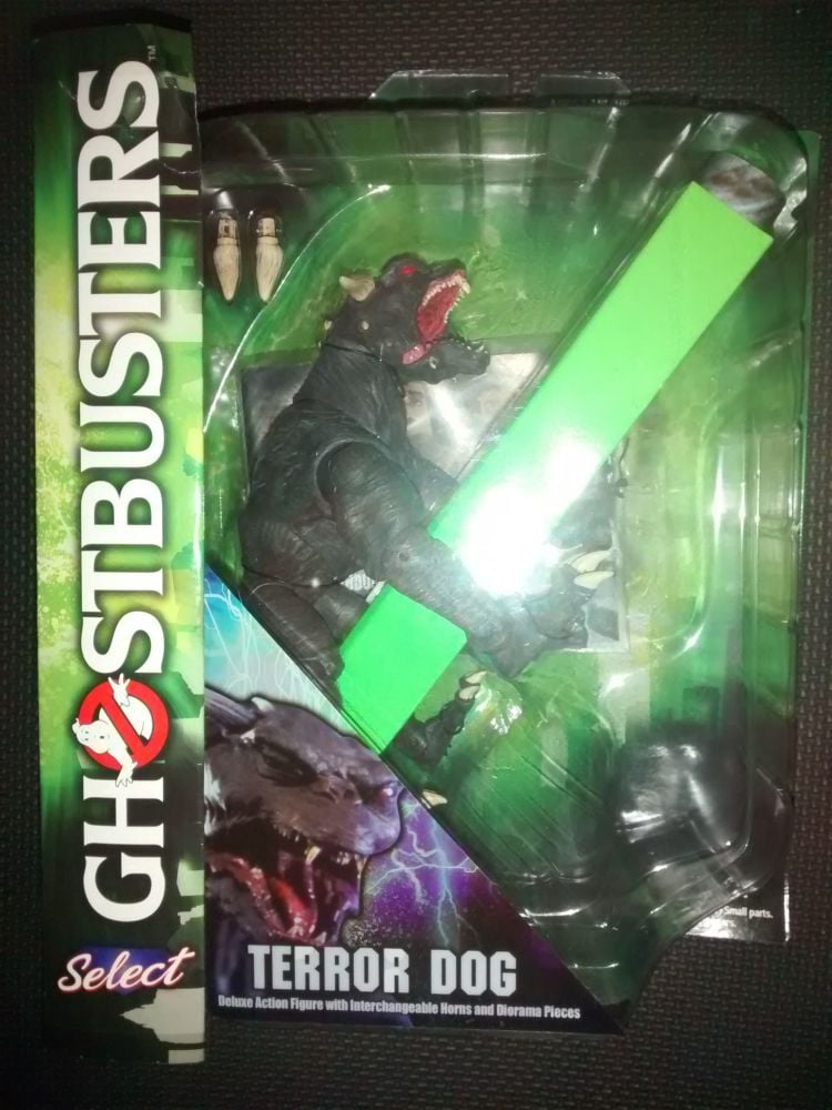 Diamond Select Deluxe Figures - Ghostbusters - Terror Dog - Very Minor Box Crease As Shown