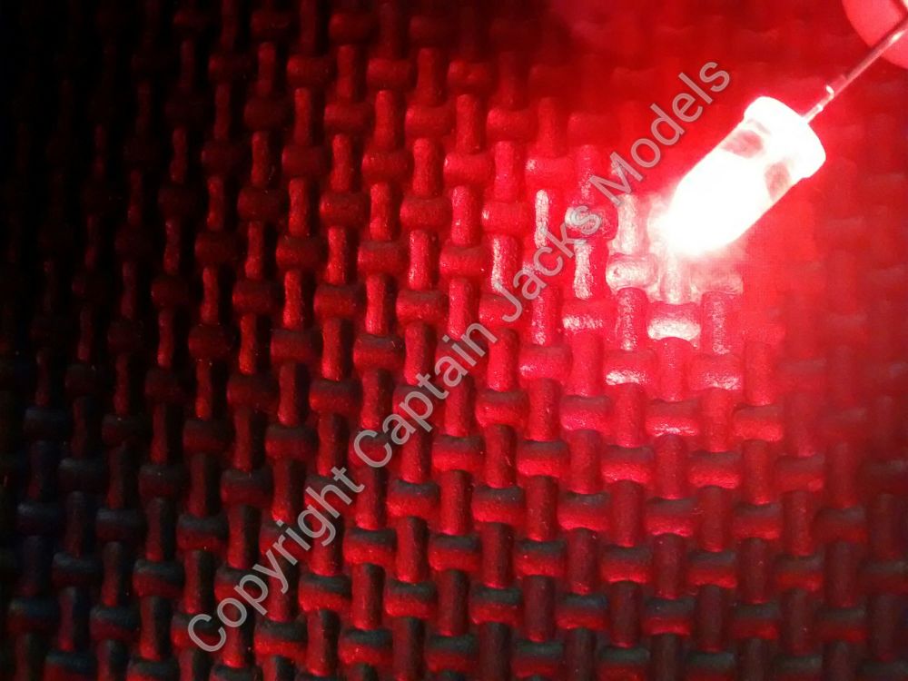 Qty x10  5mm Red Ultra Bright Led