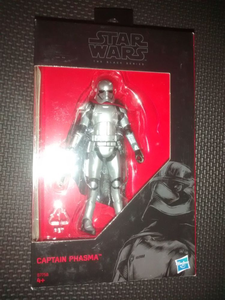 * Star Wars - The Black Series - Captain Phasma - Collectable Figure 3.75" *