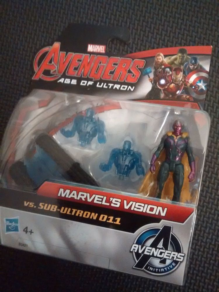 Hasbro Avengers  2.5 Inch Action Figure Set Marvels Vision vs Sub Ultron 011