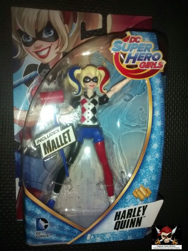 DC Super Hero Girls 6 Inch Articulated Action Figure Harley Quinn