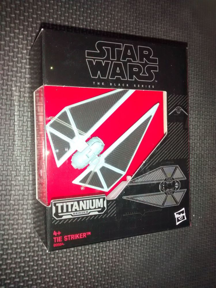 Star Wars - The Black Series - Titanium Series - B9564 Tie Striker