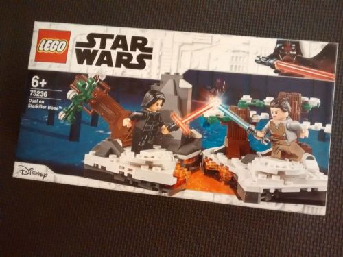 Lego Star Wars - Dual On Starkiller Base - 75236- Age Range 6 Years Plus -