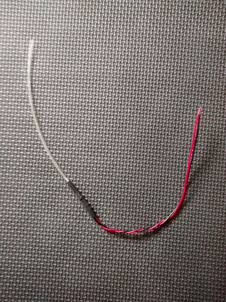 x1 Unit FLASHING Red Separate - 10 Fibre Strands (0.5mm strands)