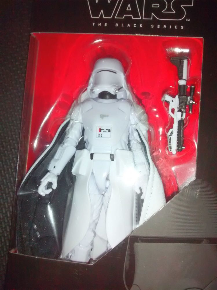 Star Wars - The Black Series - First Order Elite Snowtrooper - E7205 - Collectable Figure 6"