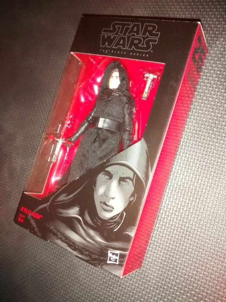 Star Wars - The Black Series - Kylo Ren - 26 - Fabric Cloak - Collectable F