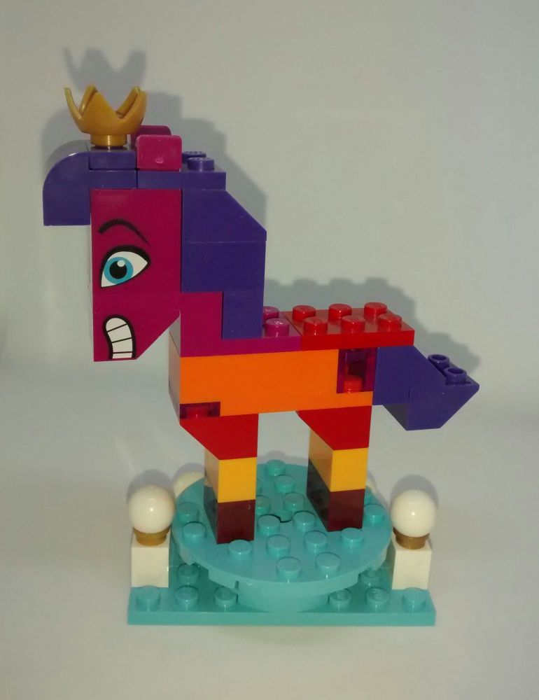 Lego Movie 2 - Queen Watevra Wa'Nabi - Horse Figure & Podium - Split From Set 70824