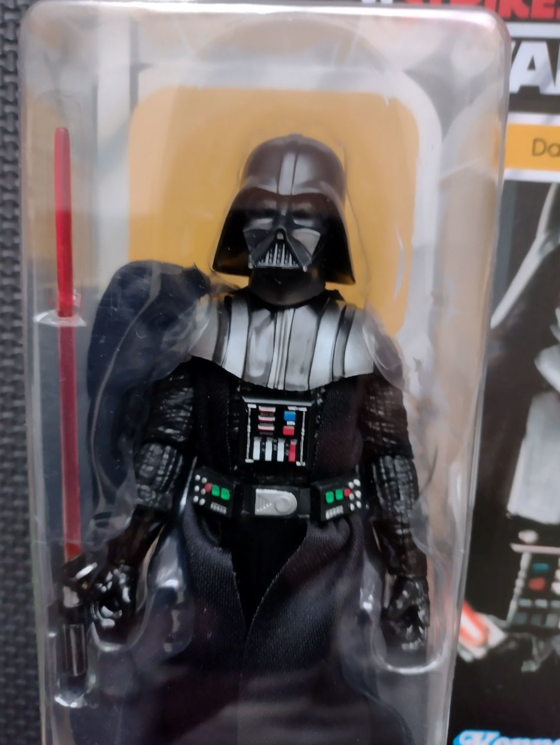 Star Wars - Kenner Hasbro - The Empire Strikes Back - E9316/E7549 - Darth  Vader - Premium Collectable Figure 6