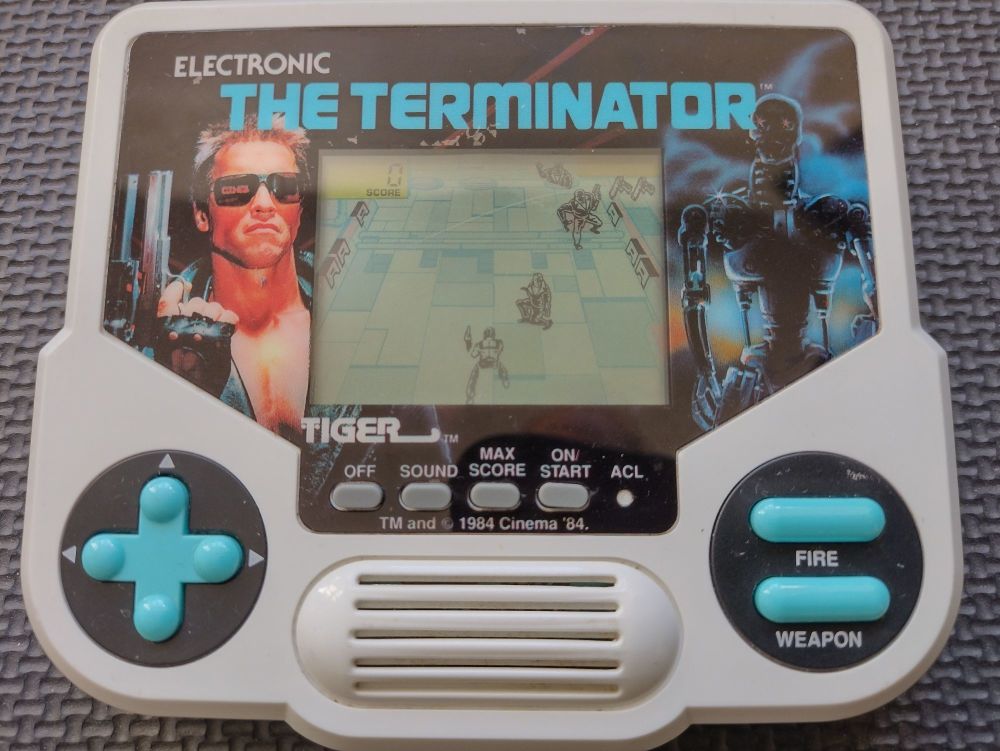Vintage 1988 Tiger Electronics The Terminator Handheld LCD Game Good Condition