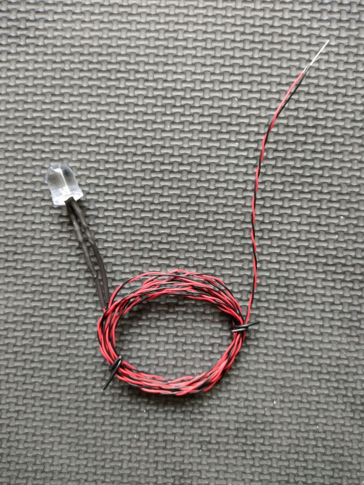 RC Aircraft - 10mm Single Led - Static RED - 120cm / 0.5mm Wires