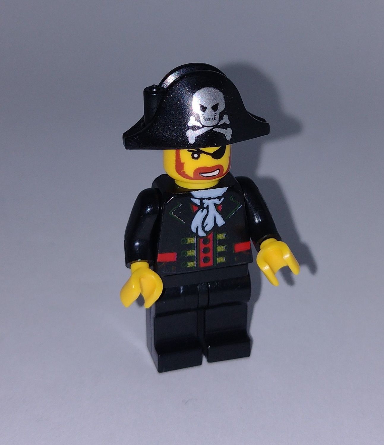 Lego pirate captain hotsell minifigure