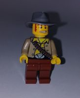 City / General Character - Custom - Brick Minifigure - Adventurer ( Grey Hat ) - Our Ref 9