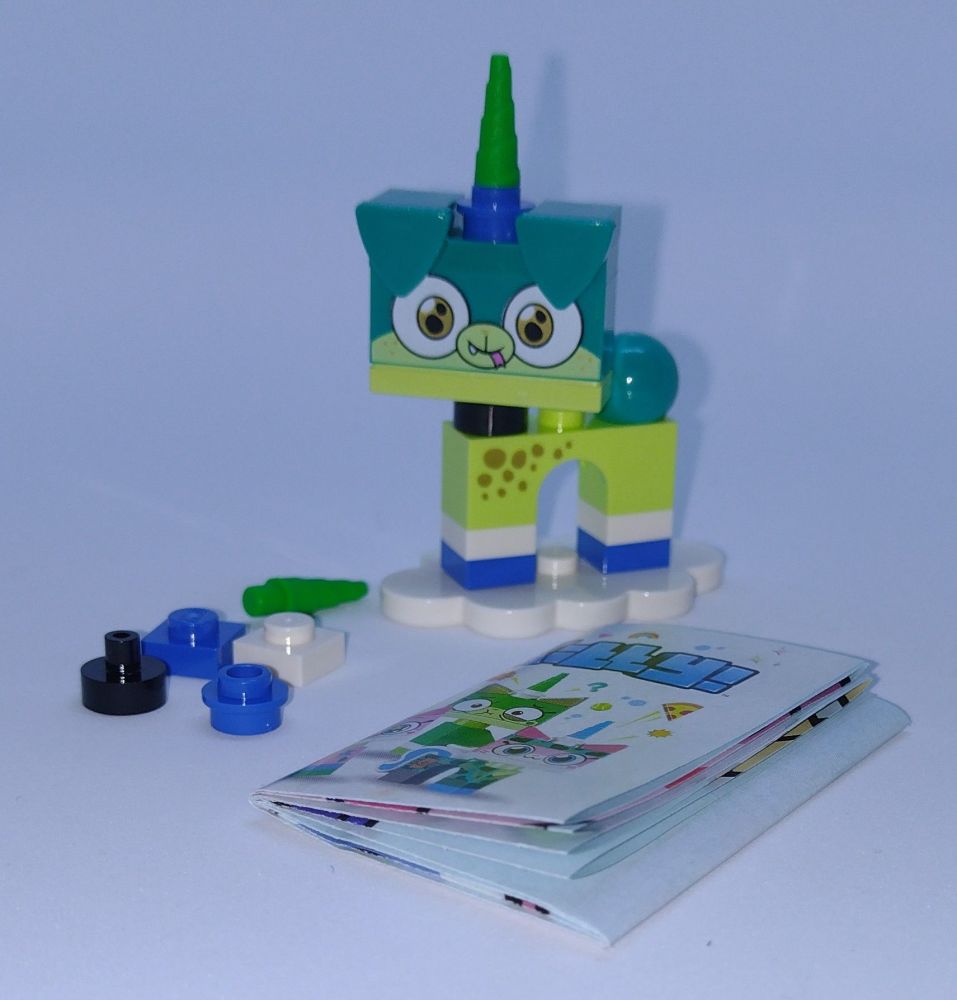 Lego Minifigs - Lego UNIKITTY Series 1 ( Part Number 41775 ) - Alien Puppyc