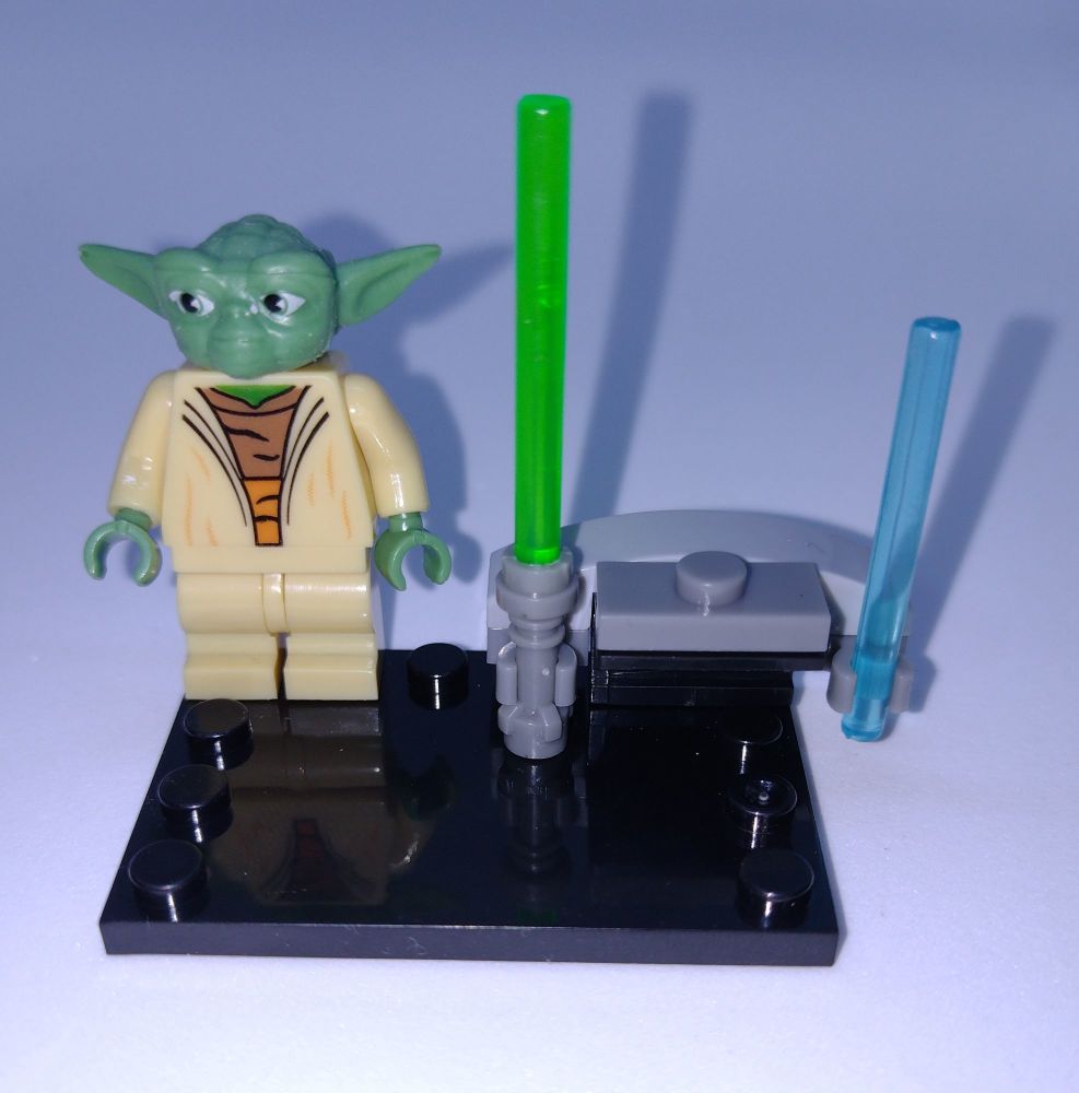 S World - Star Wars - Brick Minifigure - Yoda